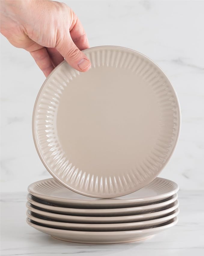 16 Piece Stoneware Dinnerware Set