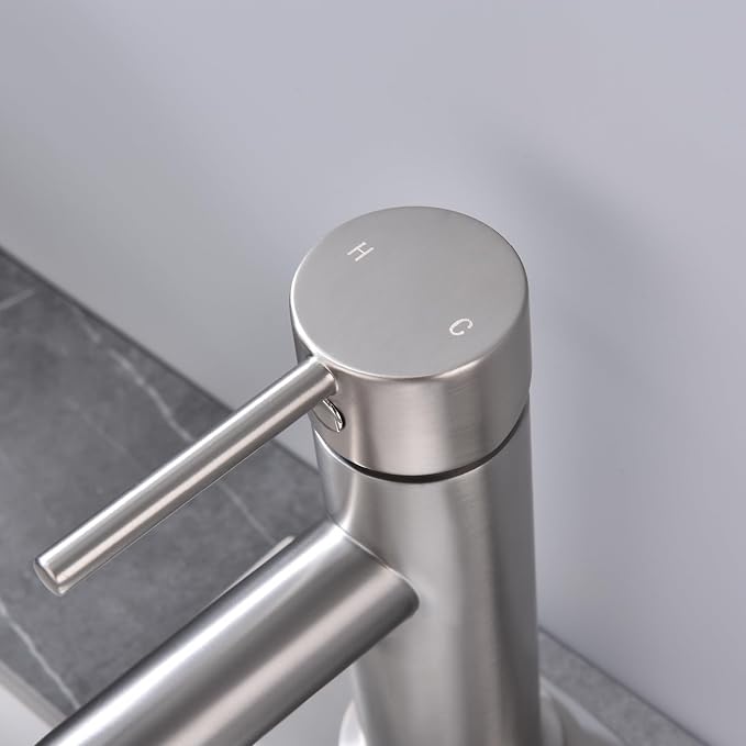 Single Handle Bathroom Faucet