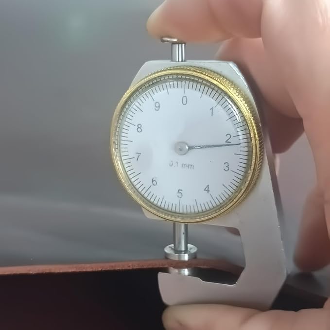Full Grain Genuine Leather， Thickness 1.8-2.0mm，Genuine Leather Panel is
