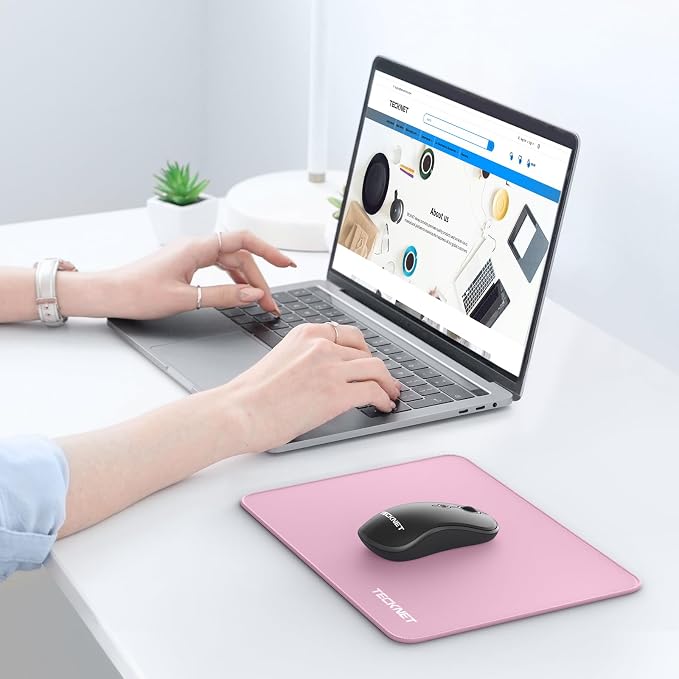TECKNET Mouse Pad with Anti-fray Stitchin, Waterproof Surface & Non-Slip Rubber
