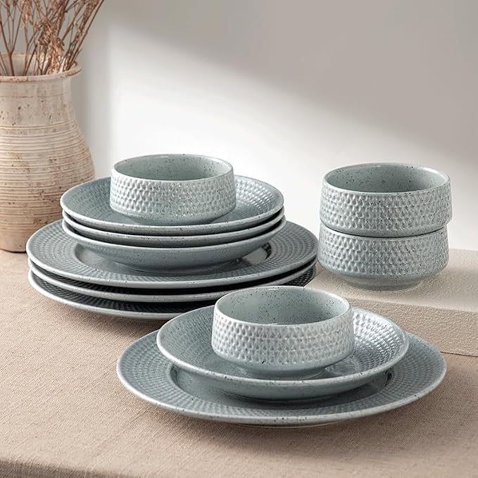 4-piece set, embossed B design plate and bowl set, microwave and dishwasher