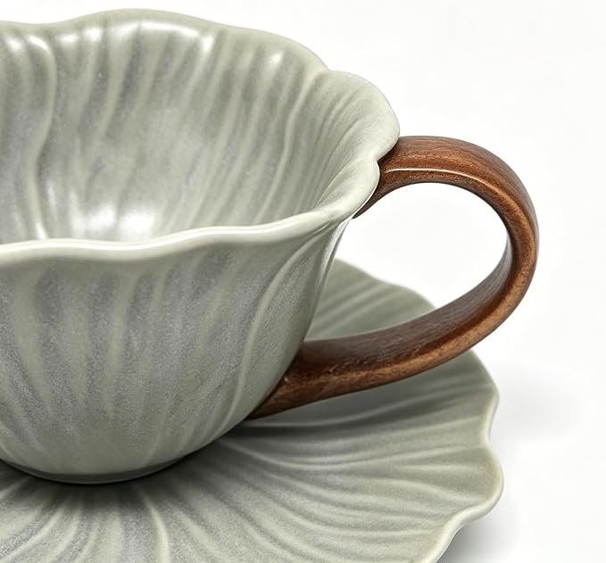KOOV Latte Cup and Saucer Set of 4, Vintage Hand-Painted 10 oz Ceramic