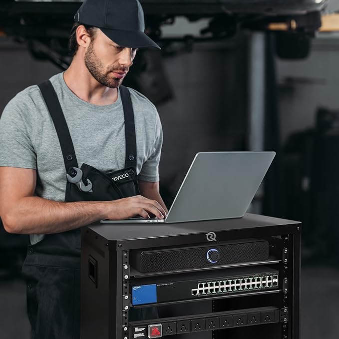 RIVECO POMU 22U Stereo & Server Rack
