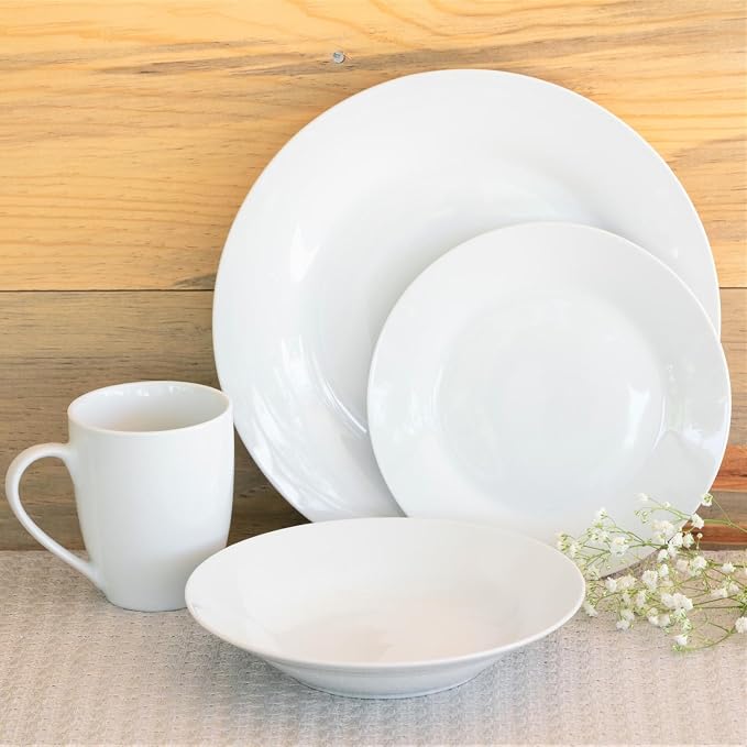 10 Strawberry Street Simply Round 16 Piece Dinnerware Set