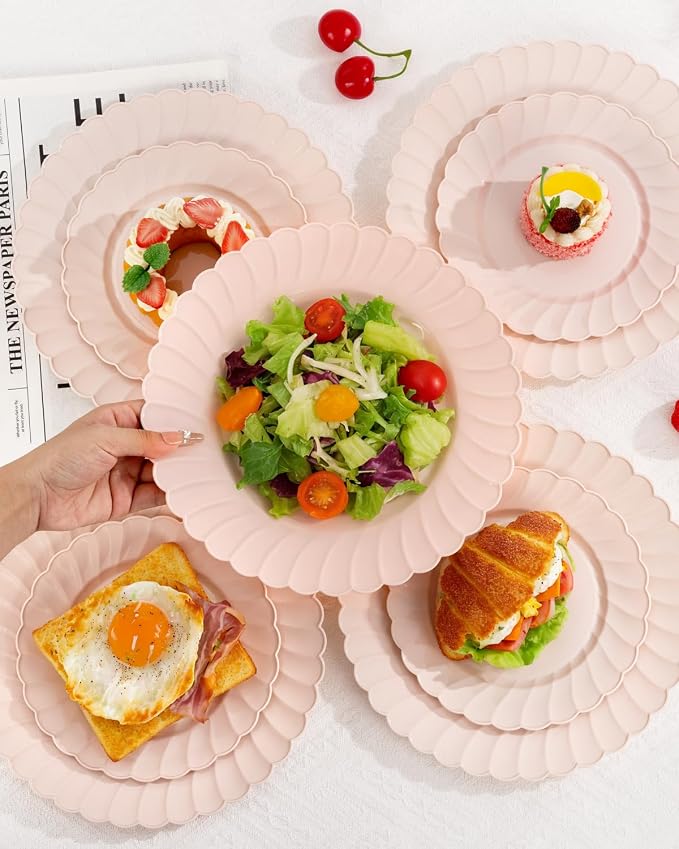 YOUBET 100PCS Pink Scalloped Plastic Plates