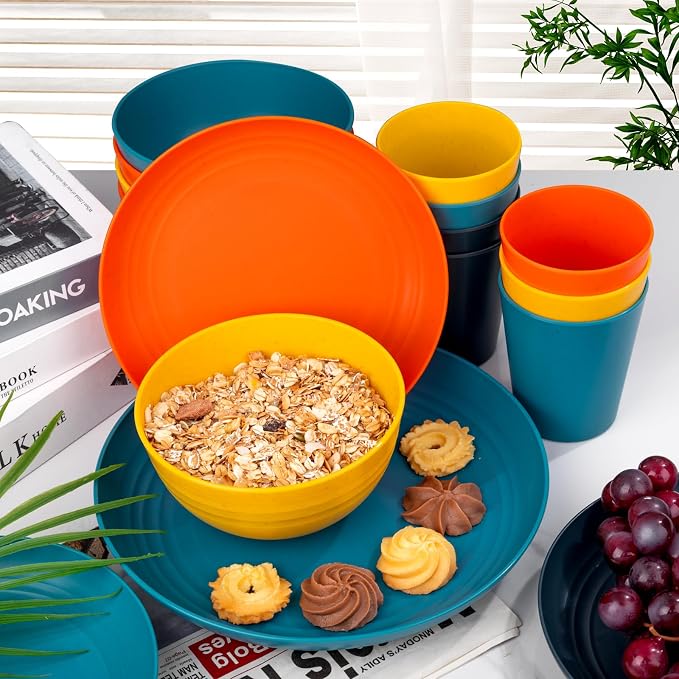 32-Piece Unbreakable Wheat Straw Dinnerware Set, Service