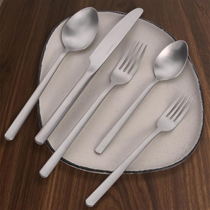 30 Pieces Silverware Set, Flatware Cutlery Set
