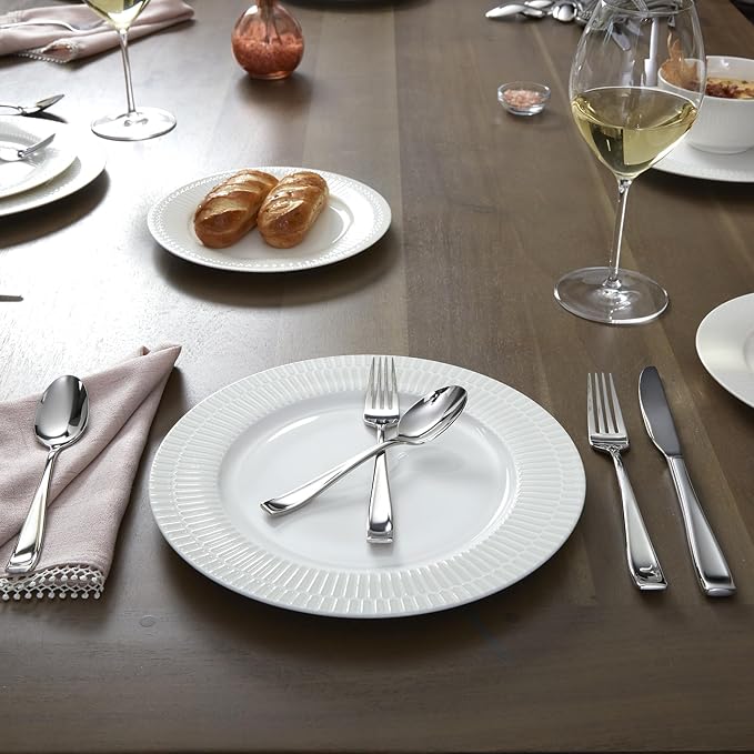 Oneida Moda 75-Piece 18/10 Silverware Set