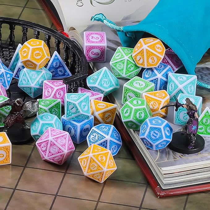 CiaraQ DND Dice with 5 Pouches, 5 Sets of Retro Polyhedral Dice
