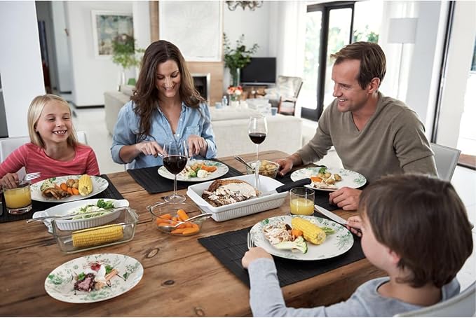 Trendables 40 Piece Plastic Disposable Plates Set
