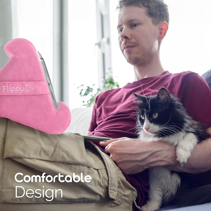 Flippy Tablet Pillow Stand