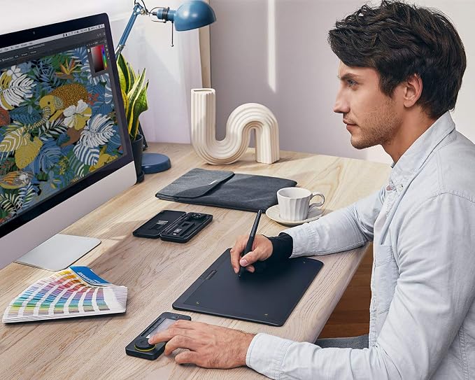 XENCELABS Quick Keys for PC, Drawing Tablet, Pen Display, OLED Display