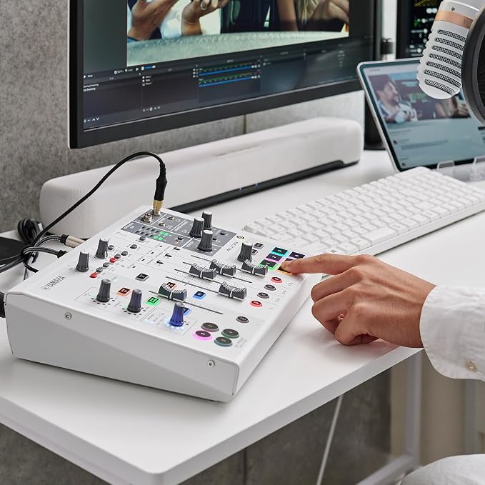 Yamaha AG08 White 8-Channel Live Streaming Loopback Mixer/USB Interface