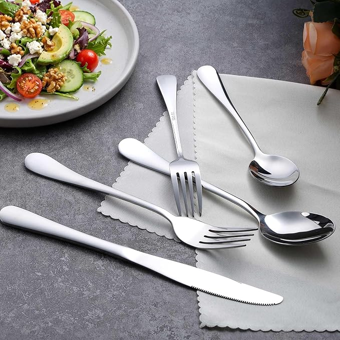 LIANYU 30 Piece Flatware Silverware Set